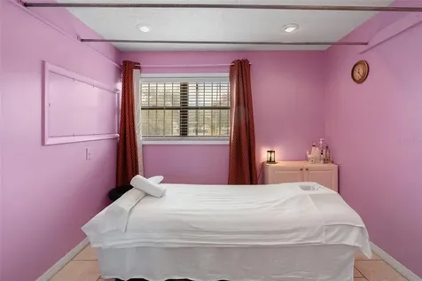 4900 33rd Avenue N St Petersburg FL 33710