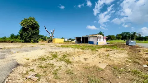 Km 5.1 Carretera 467 Aguadilla PR 00603