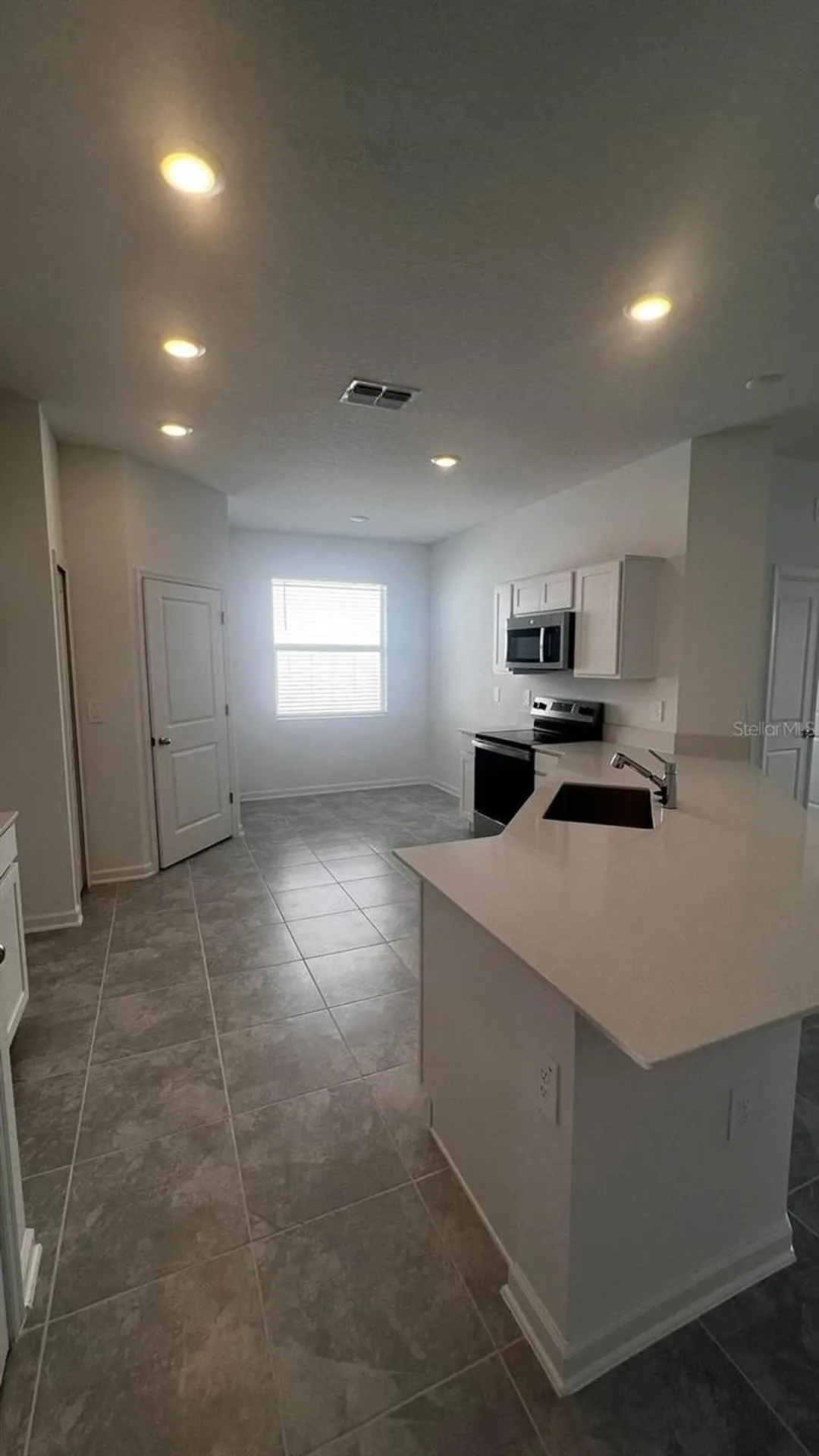 2023 Punch Bowl Avenue Davenport FL 33837