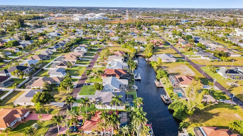 3829 SW 20th Avenue Cape Coral FL 33914