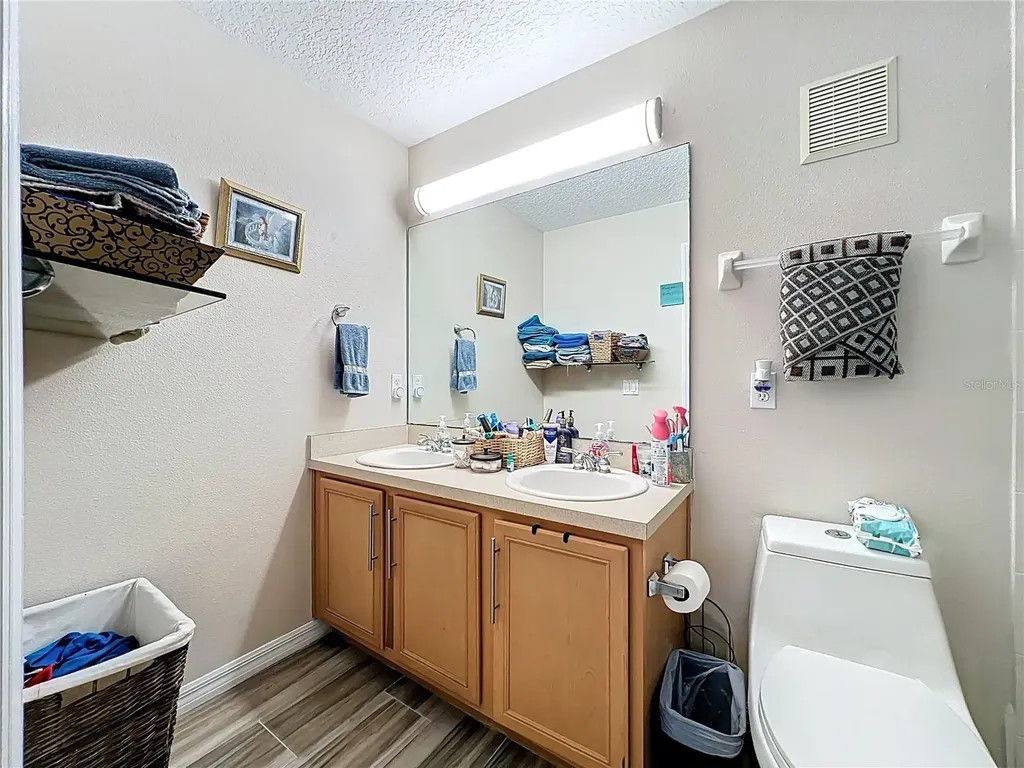 676 Sandy Neck Lane Altamonte Springs FL 32714