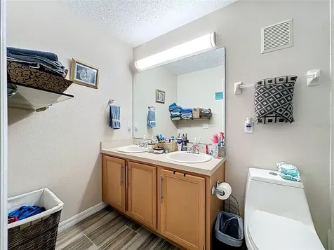 676 Sandy Neck Lane Altamonte Springs FL 32714