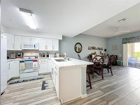 676 Sandy Neck Lane Altamonte Springs FL 32714