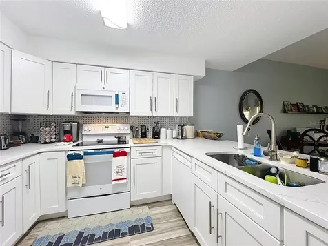676 Sandy Neck Lane Altamonte Springs FL 32714