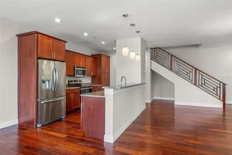 113 S Newport Avenue Tampa FL 33606