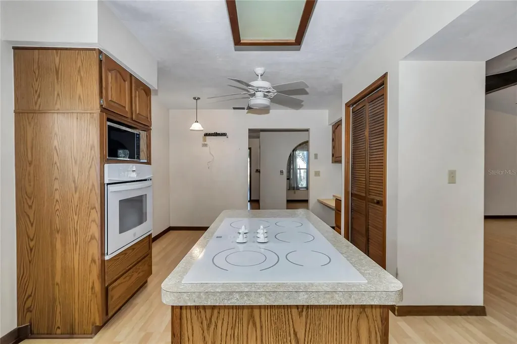 18012 SW 68 Loop Dunnellon FL 34432