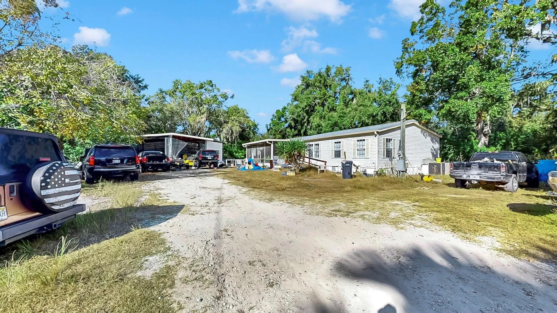 601 8th Court SE Ruskin FL 33570