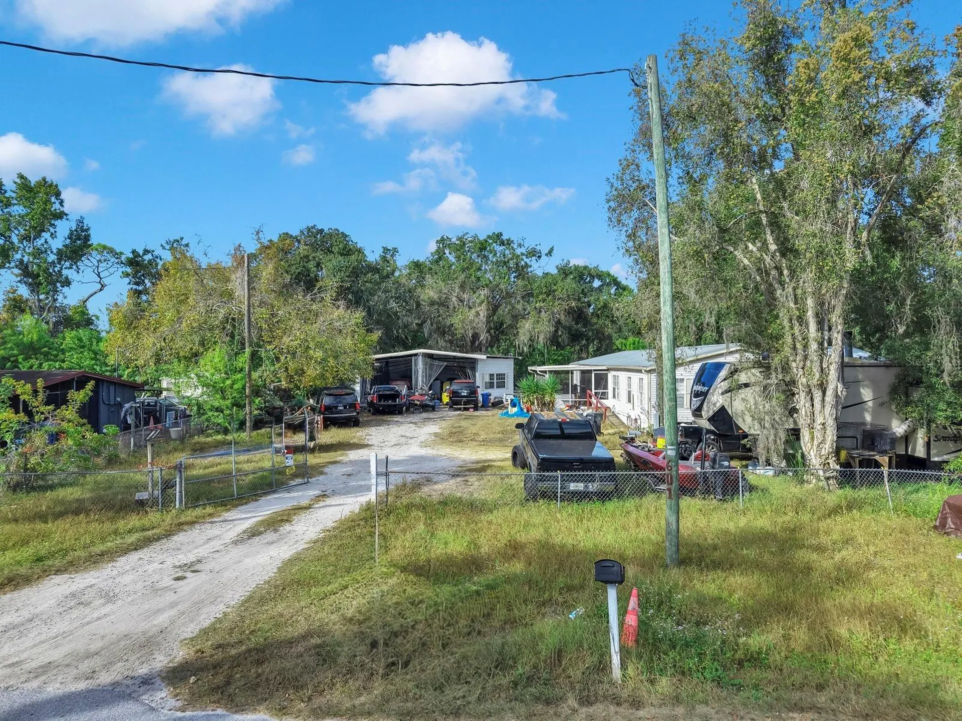 601 8th Court SE Ruskin FL 33570