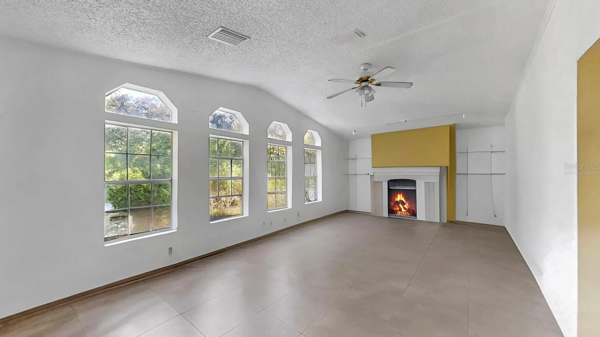 601 8th Court SE Ruskin FL 33570