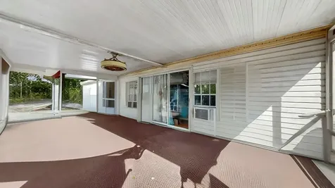 601 8th Court SE Ruskin FL 33570