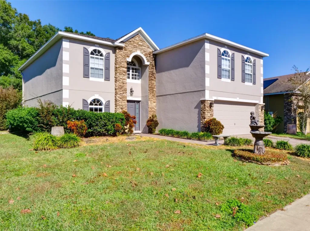 121 W Fiesta Key Loop Deland FL 32720