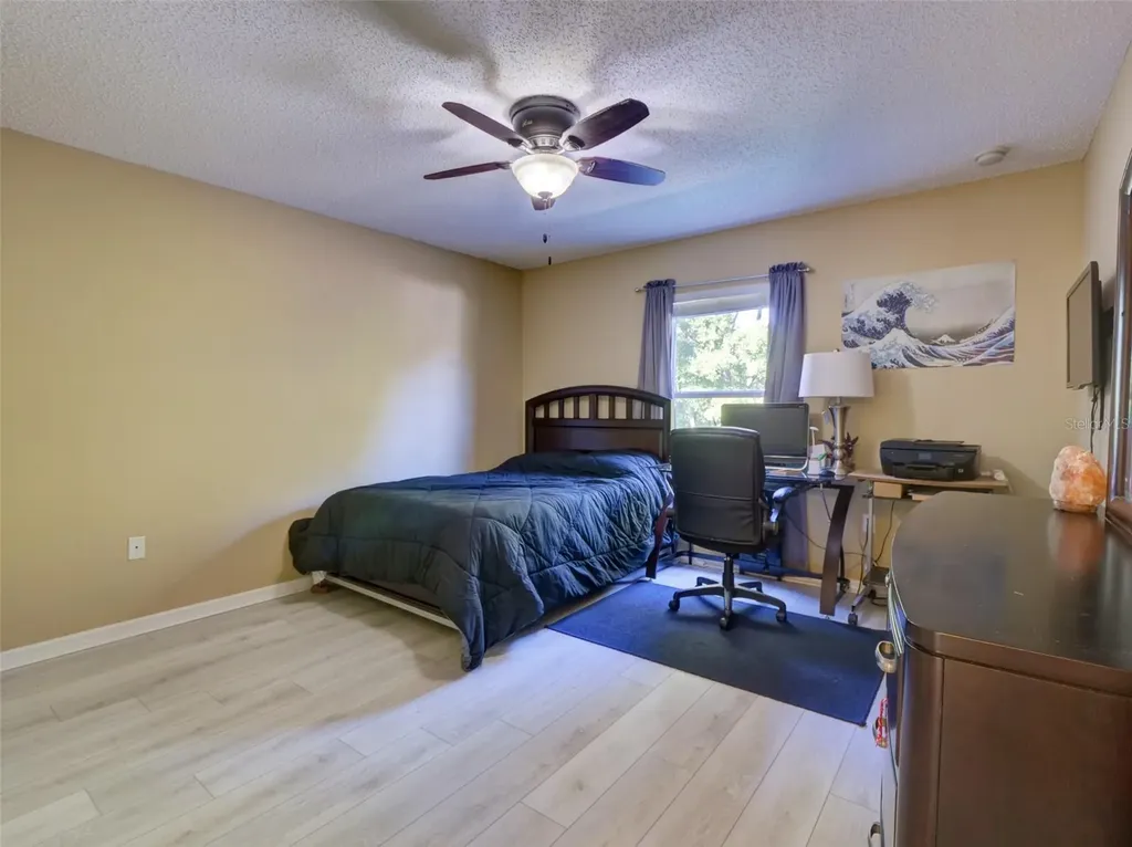 121 W Fiesta Key Loop Deland FL 32720