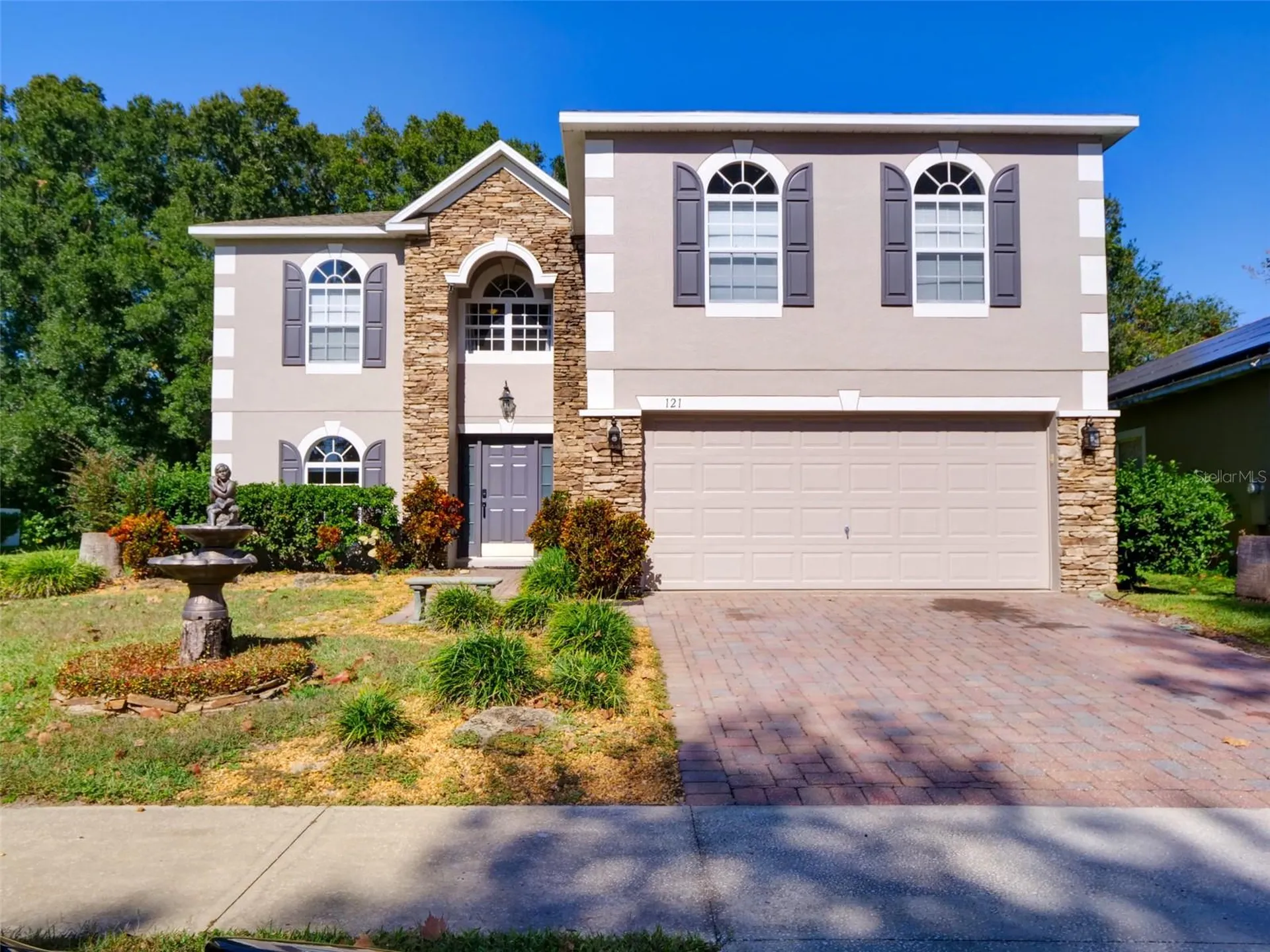 121 W Fiesta Key Loop Deland FL 32720