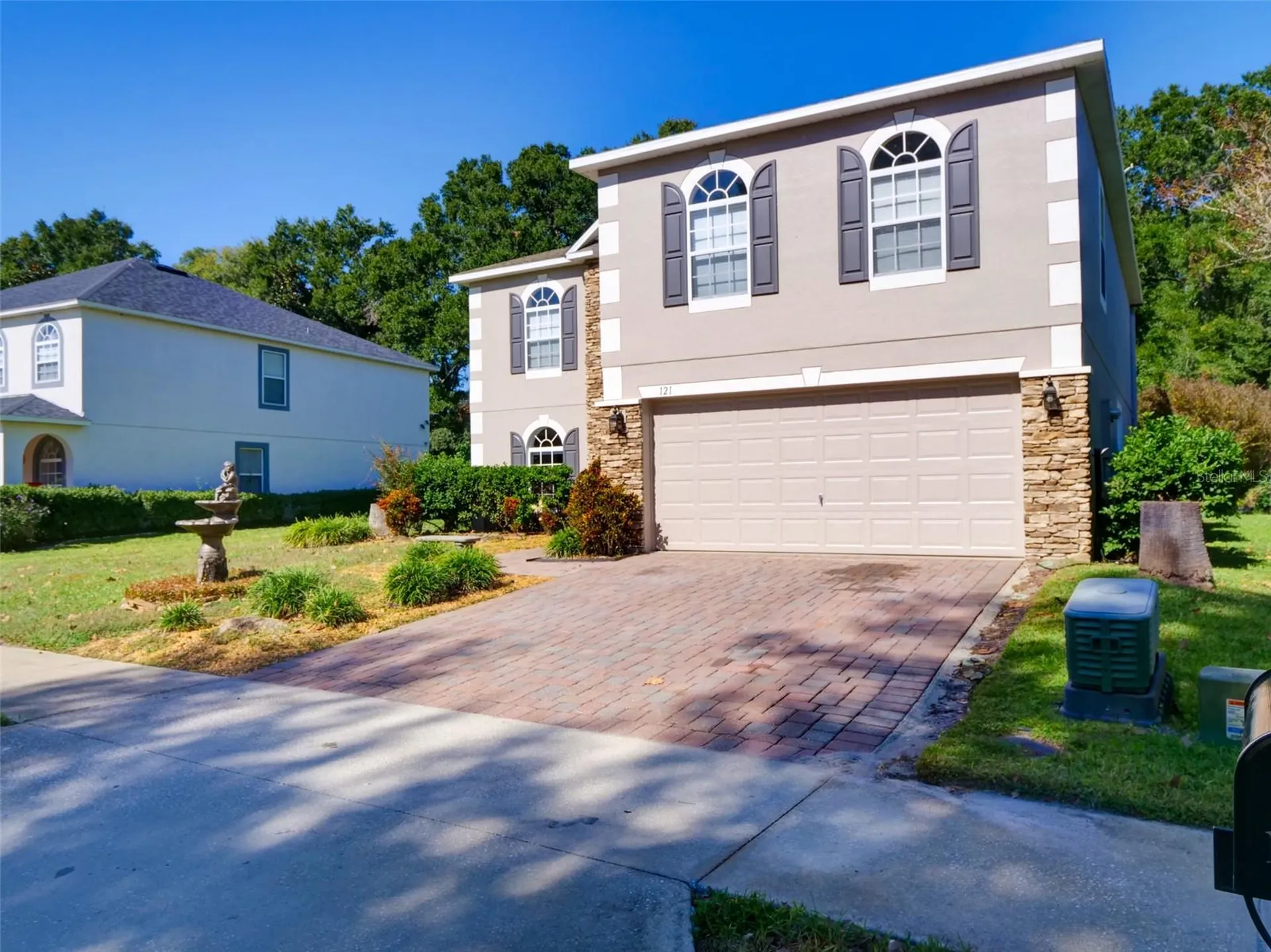 121 W Fiesta Key Loop Deland FL 32720