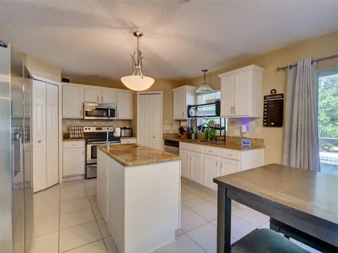 121 W Fiesta Key Loop Deland FL 32720