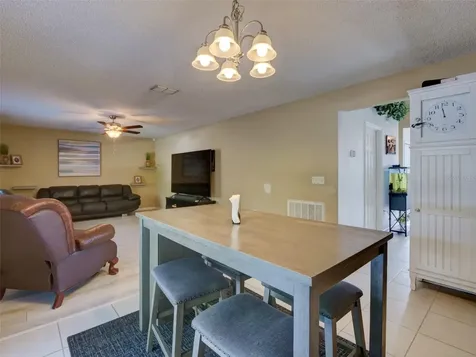 121 W Fiesta Key Loop Deland FL 32720