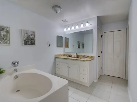 121 W Fiesta Key Loop Deland FL 32720