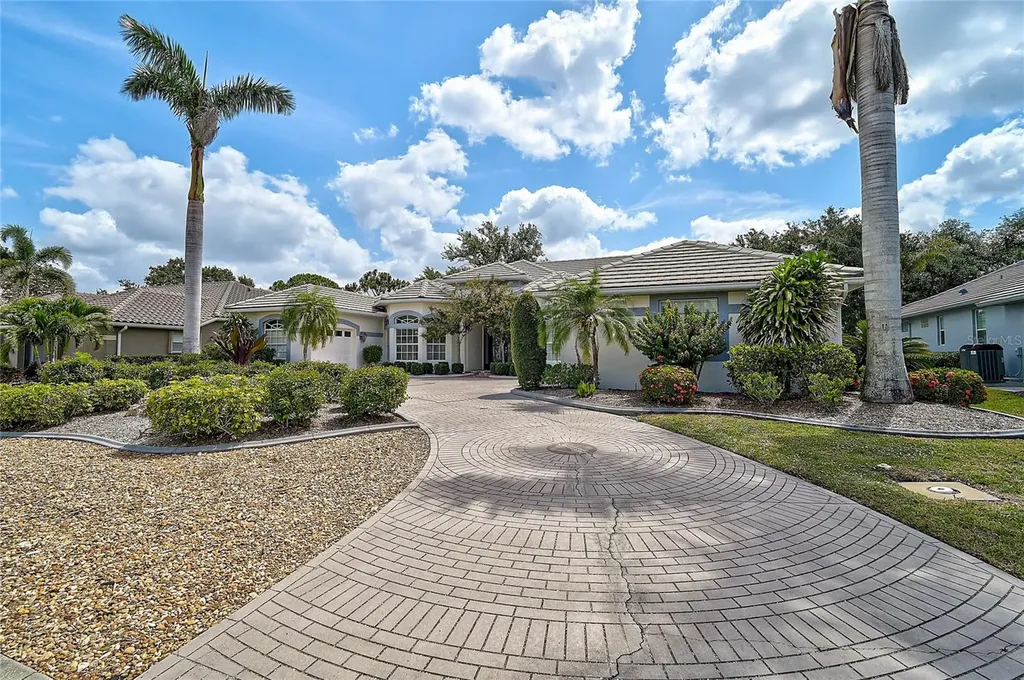 2111 Muskogee Trail Nokomis FL 34275