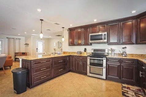 2614 Fairview Avenue Seffner FL 33584