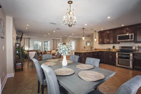 2614 Fairview Avenue Seffner FL 33584
