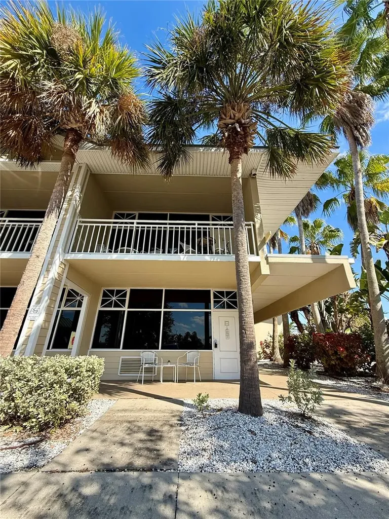 611 Destiny Drive Ruskin FL 33570