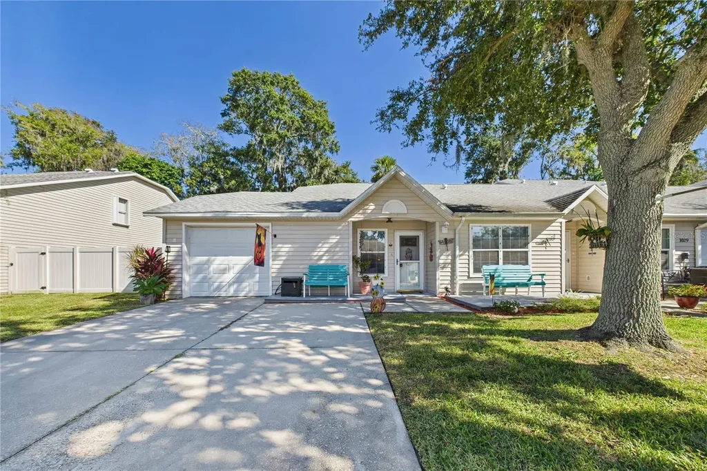 1031 Grand Hickory Circle Daytona Beach FL 32117