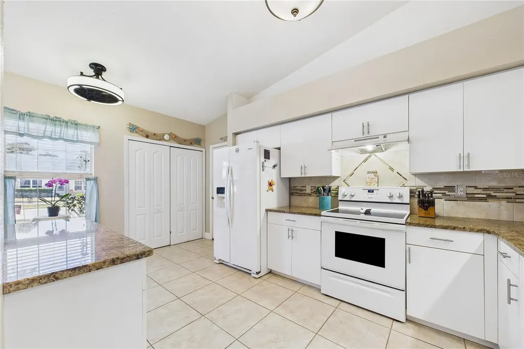 1031 Grand Hickory Circle Daytona Beach FL 32117
