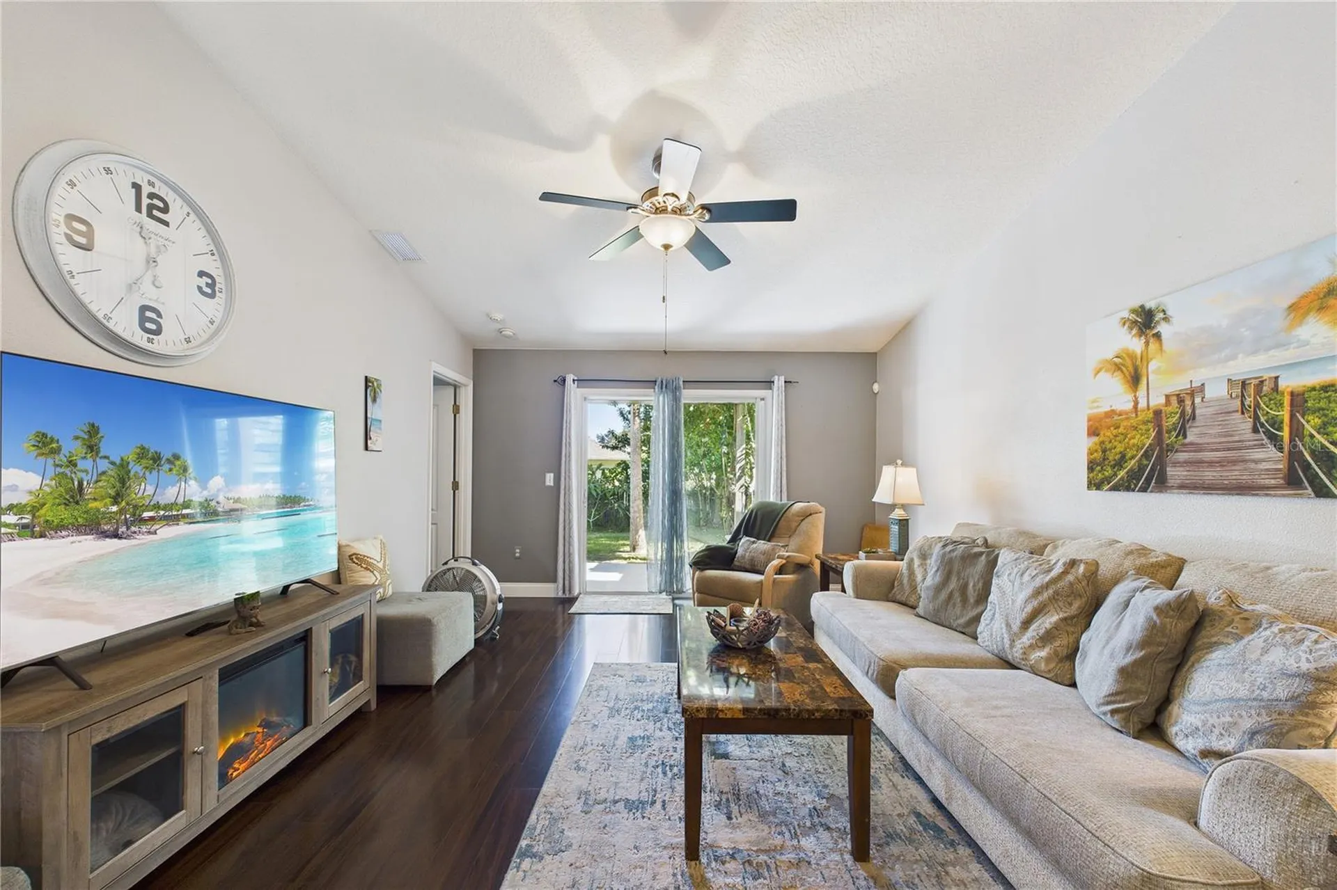 1031 Grand Hickory Circle Daytona Beach FL 32117