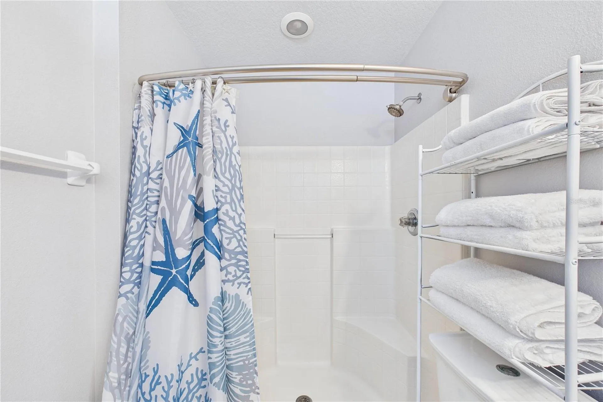 1031 Grand Hickory Circle Daytona Beach FL 32117