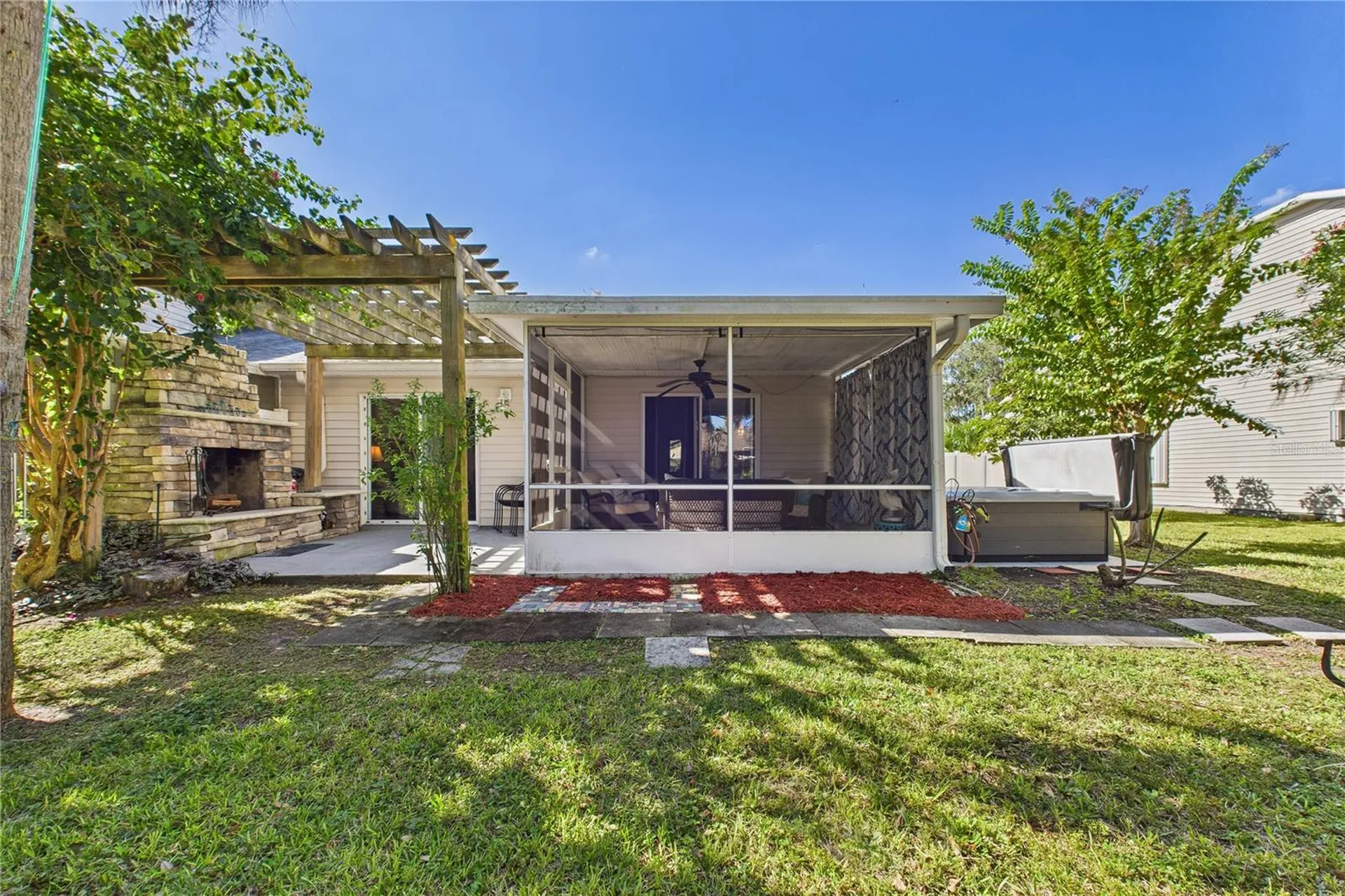 1031 Grand Hickory Circle Daytona Beach FL 32117