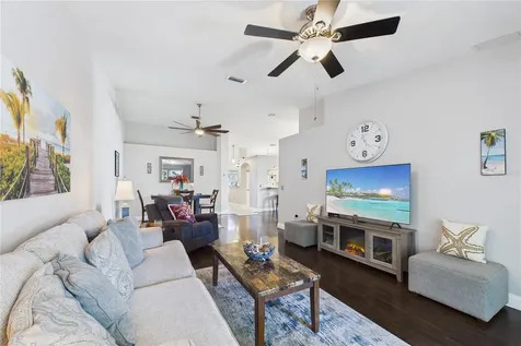 1031 Grand Hickory Circle Daytona Beach FL 32117