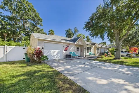 1031 Grand Hickory Circle Daytona Beach FL 32117