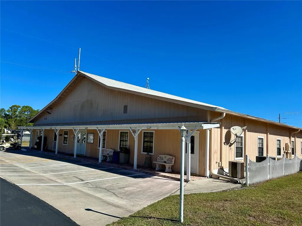 2920 Fairway Drive Bowling Green FL 33834