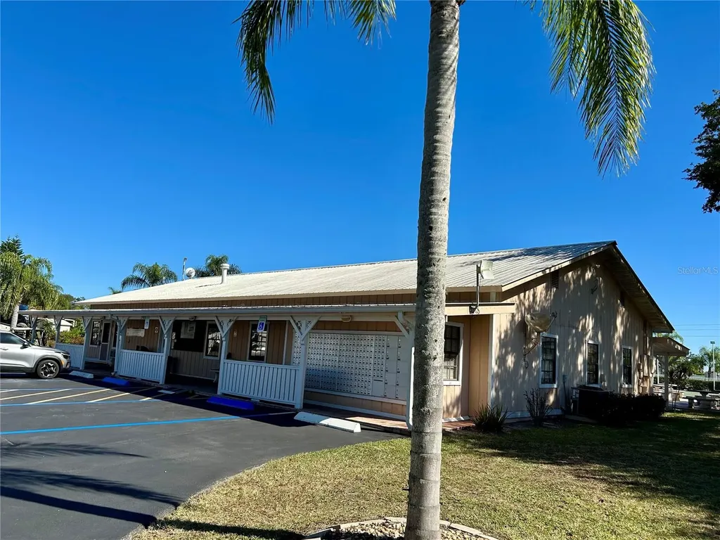 2920 Fairway Drive Bowling Green FL 33834