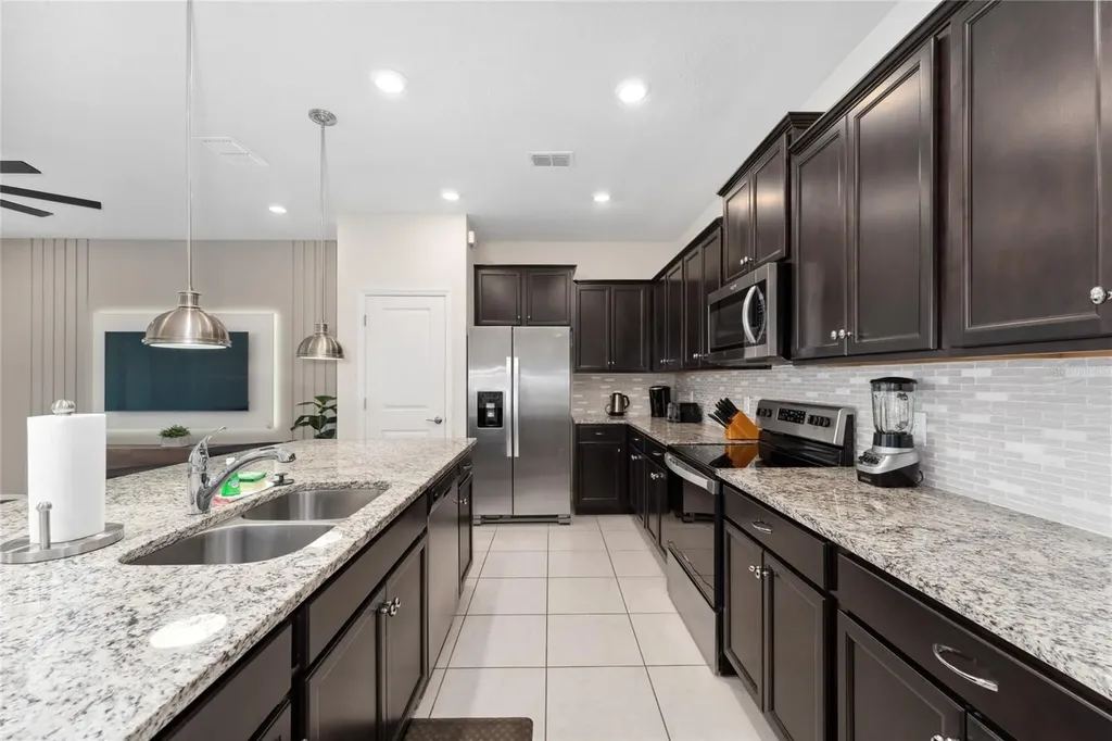 127 Jetty Way Davenport FL 33897