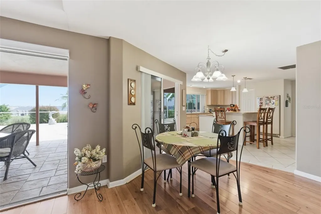 3527 SE 22nd Place Cape Coral FL 33904