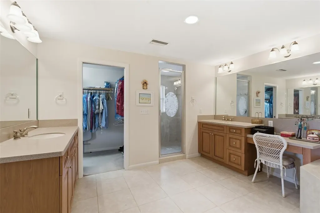 3527 SE 22nd Place Cape Coral FL 33904