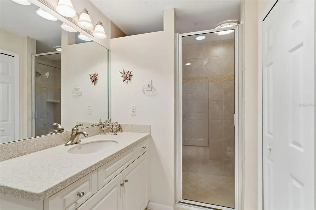 3527 SE 22nd Place Cape Coral FL 33904