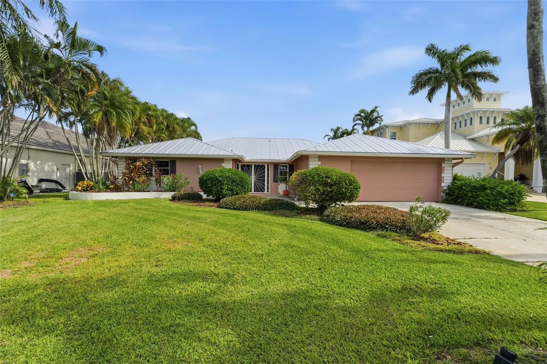 3527 SE 22nd Place Cape Coral FL 33904