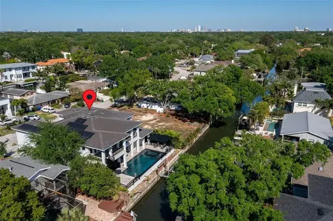 4924 W San Rafael Street Tampa FL 33629