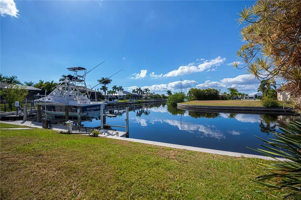 3529 Whippoorwill Boulevard Punta Gorda FL 33950