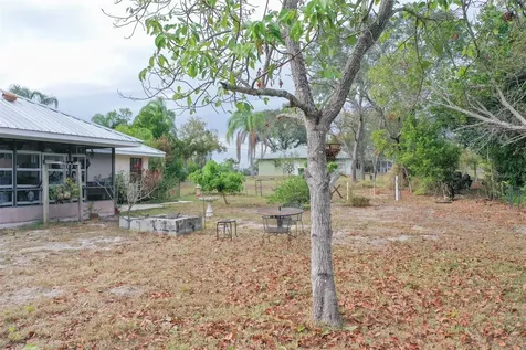 17 Notre Dame Street Lake Placid FL 33852