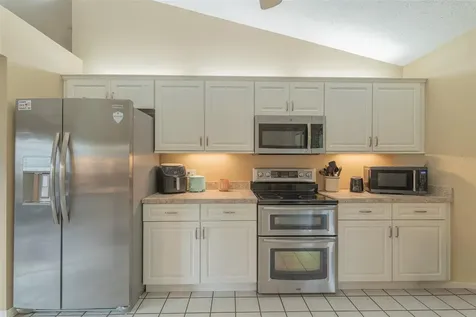 17 Notre Dame Street Lake Placid FL 33852