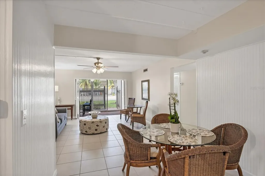 845 Benjamin Franklin Drive Sarasota FL 34236