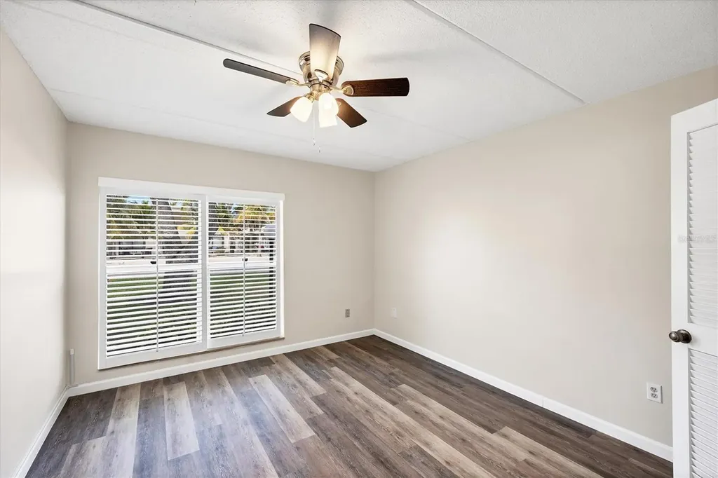 845 Benjamin Franklin Drive Sarasota FL 34236