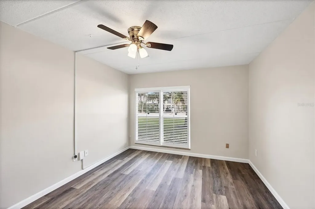 845 Benjamin Franklin Drive Sarasota FL 34236