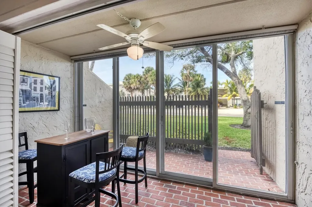 845 Benjamin Franklin Drive Sarasota FL 34236