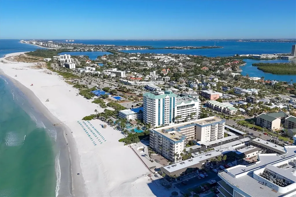 845 Benjamin Franklin Drive Sarasota FL 34236