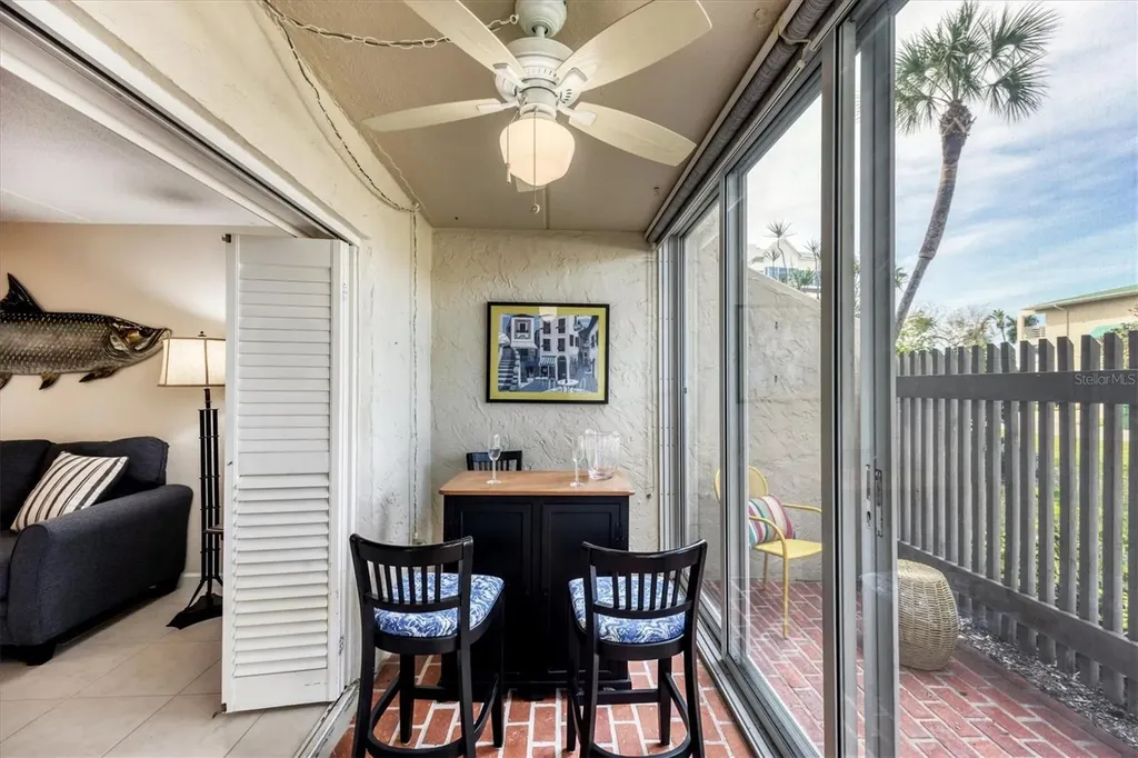 845 Benjamin Franklin Drive Sarasota FL 34236