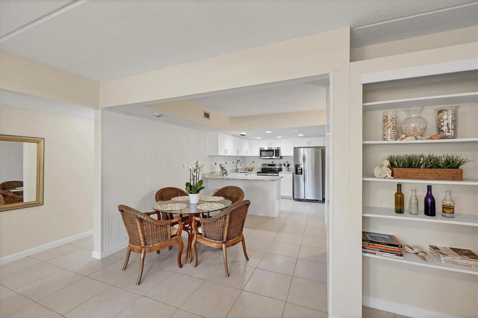 845 Benjamin Franklin Drive Sarasota FL 34236